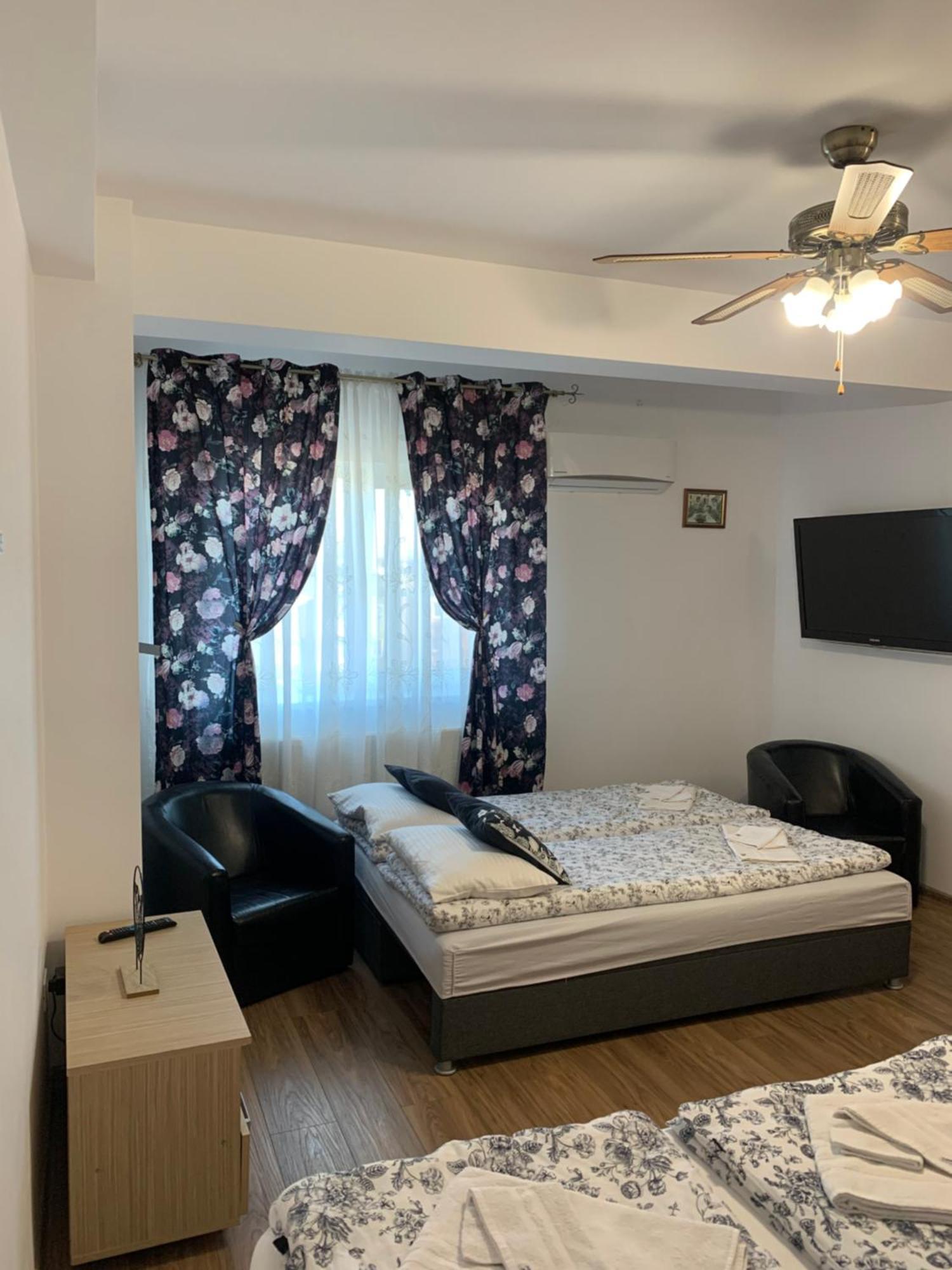 Criss Home Bulevard Alba Iulia Extérieur photo